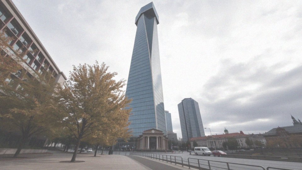 Jak wygląda historia powstania Sky Tower w Wrocławiu?