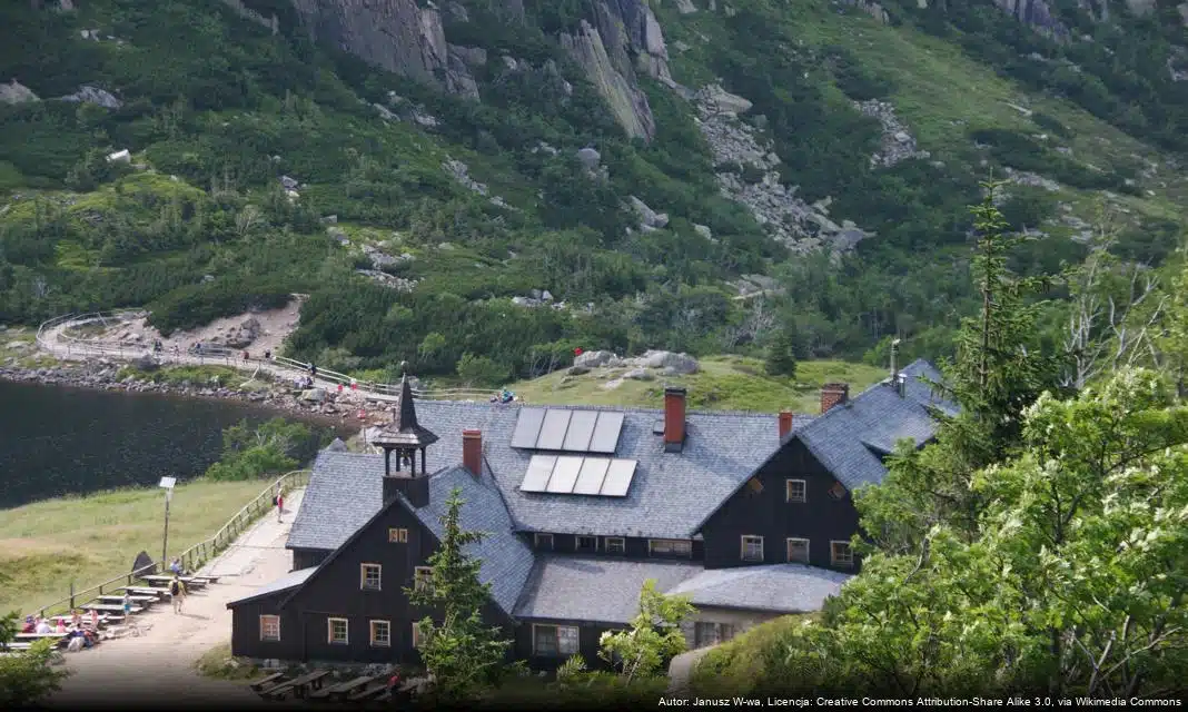Podpisanie umowy na wdrożenie Karty Mieszkańca w Karpaczu